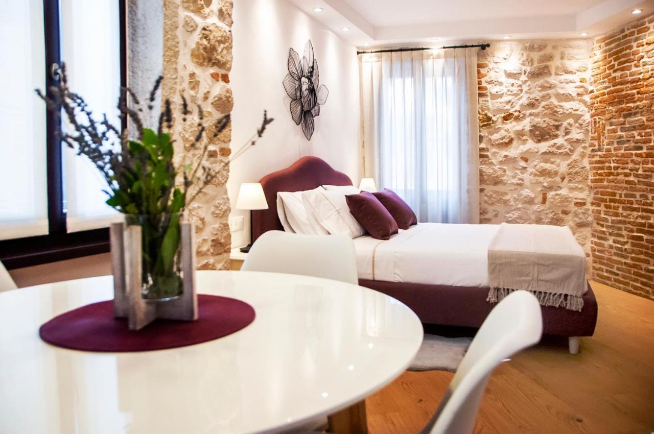 Apartments Casa De Amicis Rovinj Eksteriør bilde