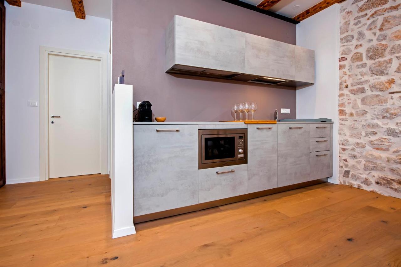 Apartments Casa De Amicis Rovinj Eksteriør bilde