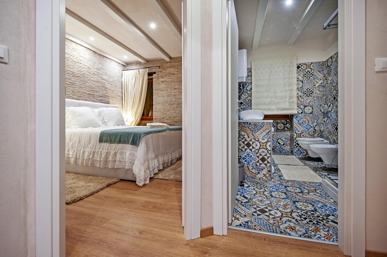 Apartments Casa De Amicis Rovinj Eksteriør bilde